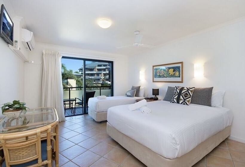 Номер Стандарт Вид на Сад, The Cove Yamba