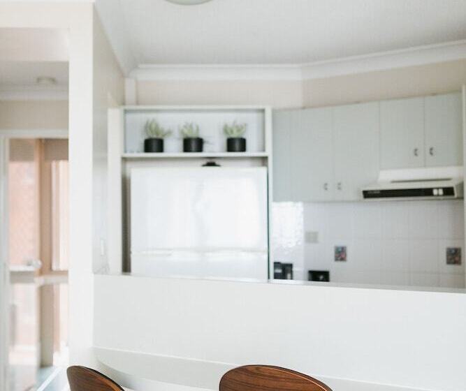 Апартаменты 3 Спальни Вид на Море, Osprey Apartments