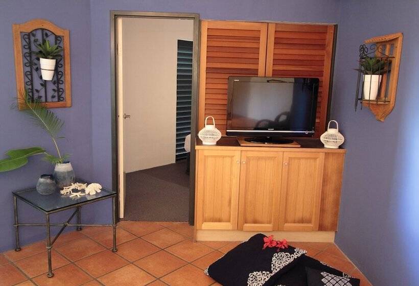 Апартаменты 2 Спальни, Reef Club Resort
