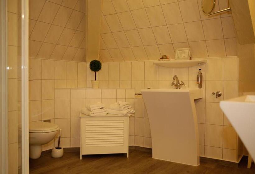 Номер Стандарт в Мансарде, Ringhotel Schloss Tangermünde