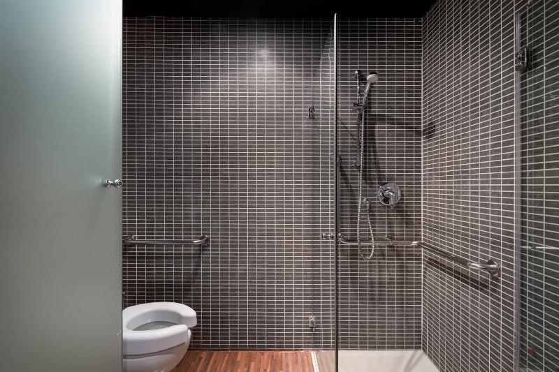 带大床的标准间, Ac Hotel Torino By Marriott