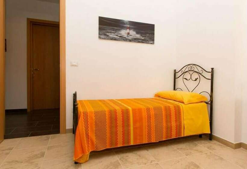 Номер Стандарт Трехместный, B&b Li Cuti