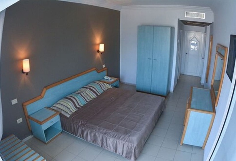 اتاق استاندارد با چشم‌انداز دریا, Sousse City And Beach