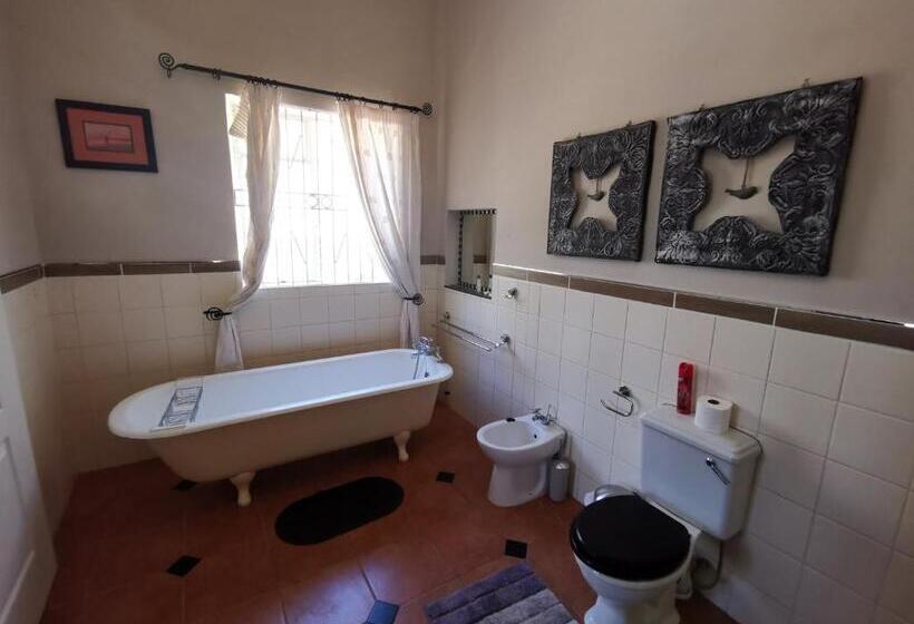 Номер Стандарт, Lucolo Palace B&b Aliwal North