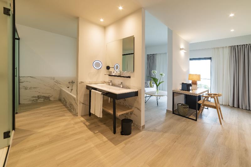 Номер Superior, Le Castellas Hotel & Spa   Teritoria