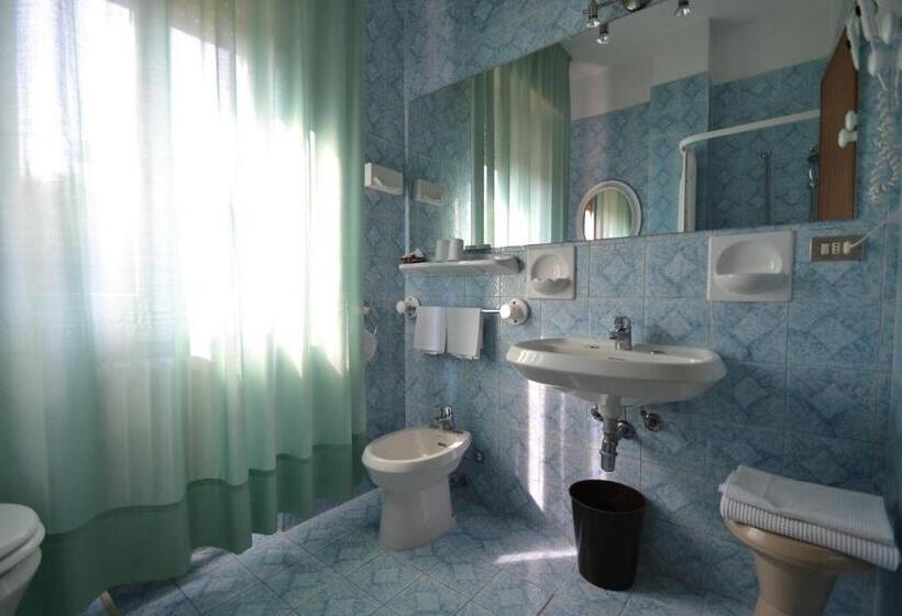 Четырехместный Номер Superior, Albergo Boomerang