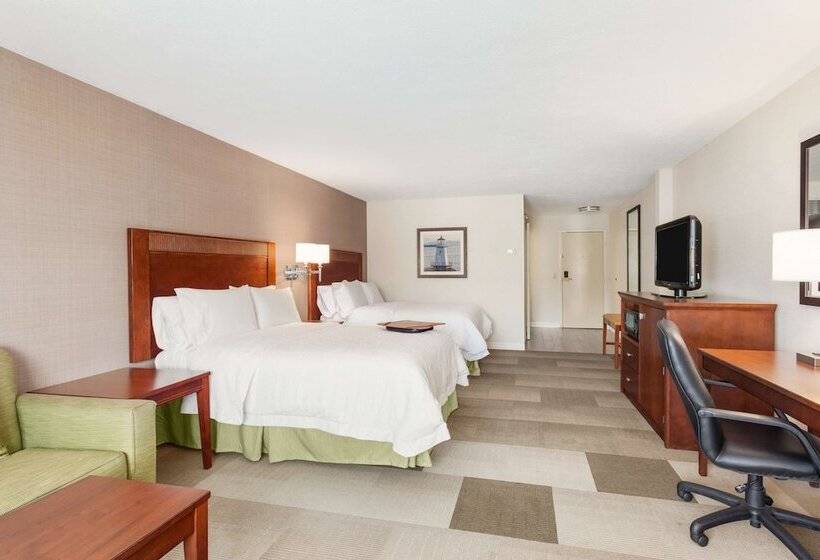 Family Suite, Hampton Inn Colchester