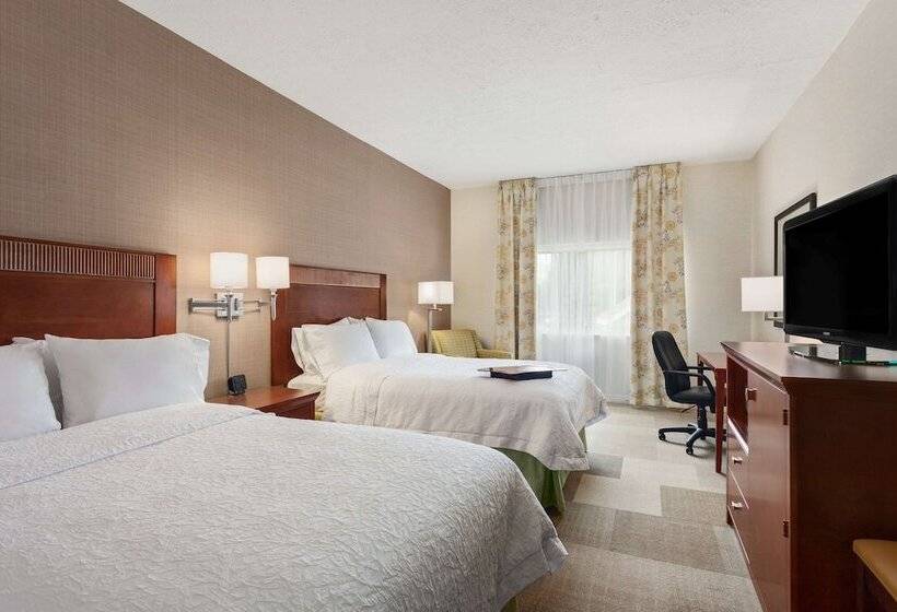 Номер Стандарт Адаптированный для Инвалидов, Hampton Inn Colchester