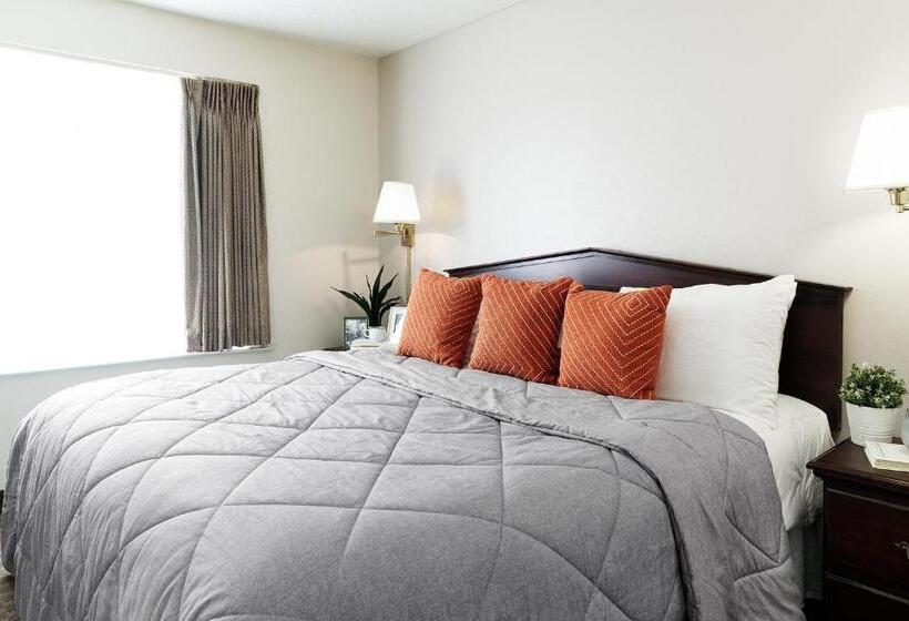 스탠다드 스튜디오 킹침대, Intown Suites Extended Stay Chesapeake Va   Battlefield Blvd