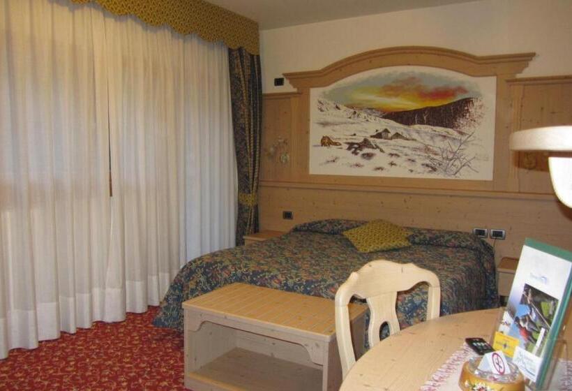 Номер Стандарт, Ortles Dolomiti Walking & Spa