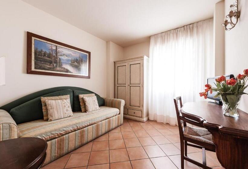 سوییت, Residence Isola Verde Cisanello