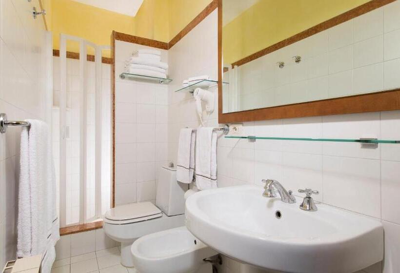 Апартаменты 2 Спальни, Poiano Garda Resort Appartamenti