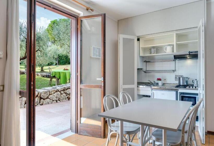 Апартаменты 2 Спальни, Poiano Garda Resort Appartamenti