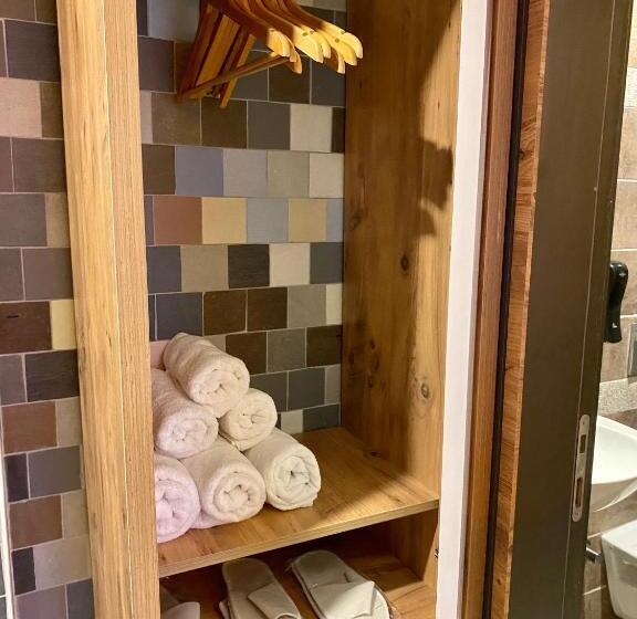 اتاق استاندارد سه نفره, M Oda Otel