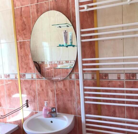 침실 3개 아파트, Apartmani Dino Blagaj