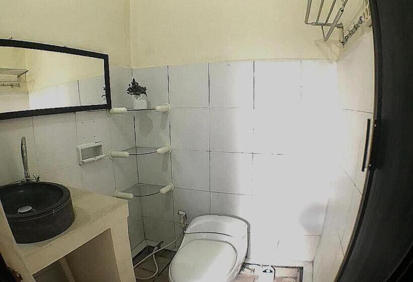 اتاق لوکس سه تخته, Puri Canggu Rooms Ll