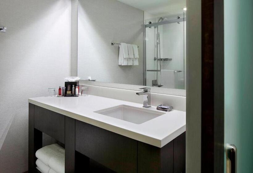 Стандартный Номер Кровать Кинг, Marriott Cincinnati North