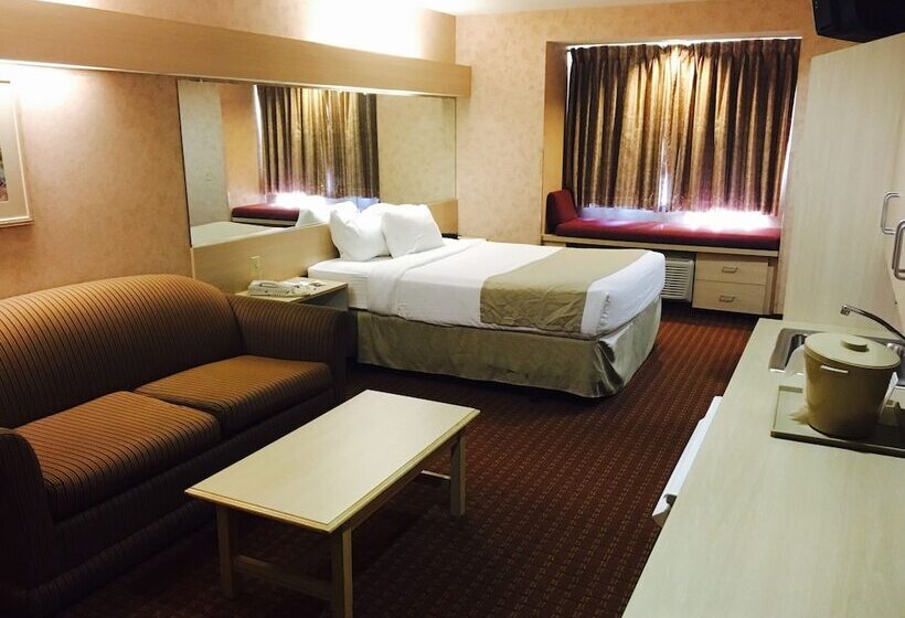 身障者適用スイートルーム, Microtel Inn & Suites By Wyndham Syracuse Baldwinsville