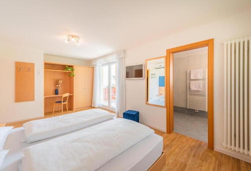 Номер Стандарт с Балконом, B&b Garni Erika