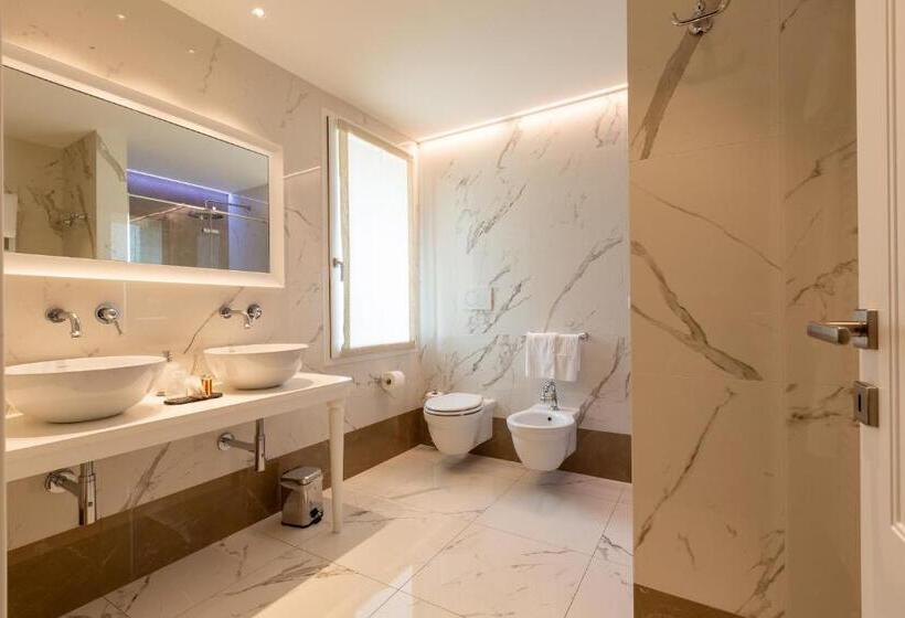Полулюкс Повышенной Комфортности, Relais Althea Azienda Agrituristica