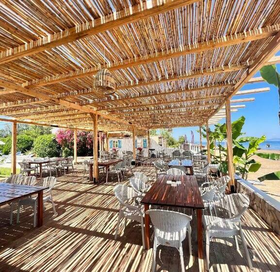 스탠다드 발코니 룸, Erosea Beach Resort