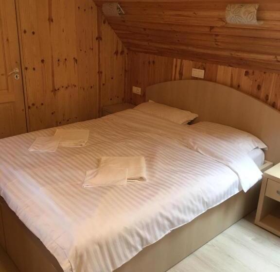 اتاق استاندارد, Casa Mots