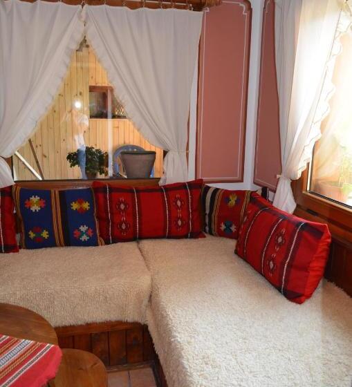 Апартаменты 1 Спальня, Guest House Zlatniyat Telets