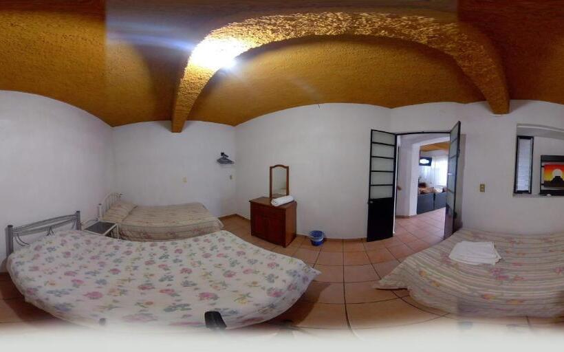 اتاق خانوادگی, Posada Ali Tepoztlan By Rotamundos