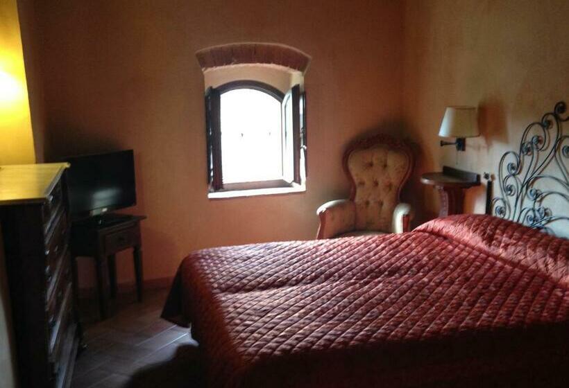 اتاق استاندارد, Camere Dentro Il Castello