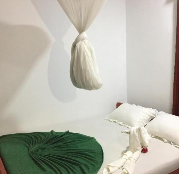 اتاق اکونومی, Chill House Safari Resort