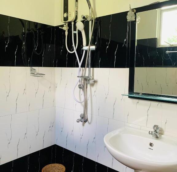 اتاق استاندارد با بالکن, Chill House Safari Resort