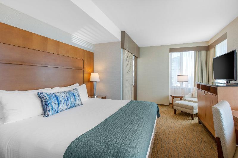 Suite Pat King, Omni San Diego