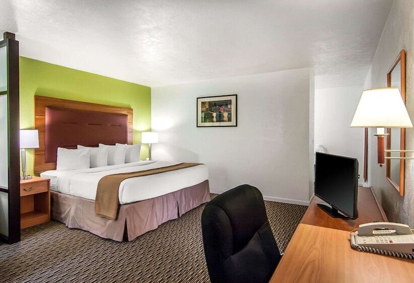 Люкс, Quality Inn & Suites At Coos Bay