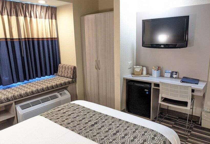 장애인을 위한 스탠다드 룸, Microtel Inn Georgetown   Lexington North