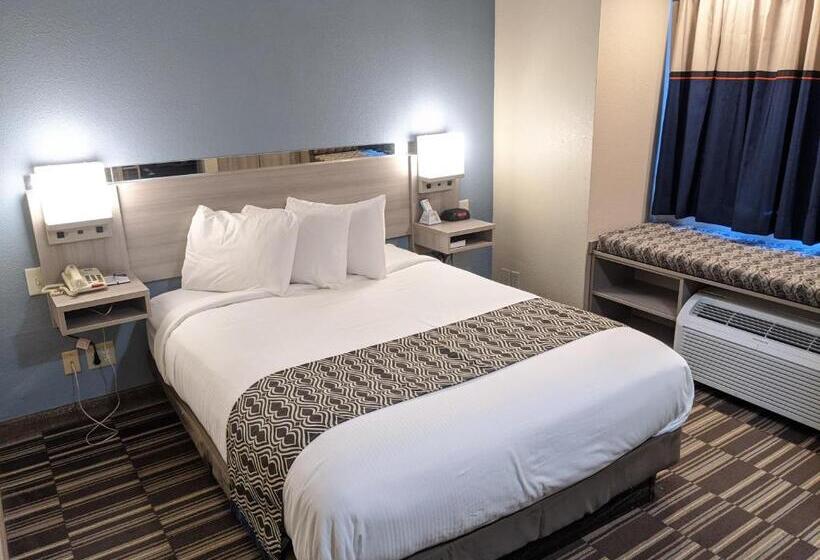 장애인을 위한 스탠다드 룸, Microtel Inn Georgetown   Lexington North