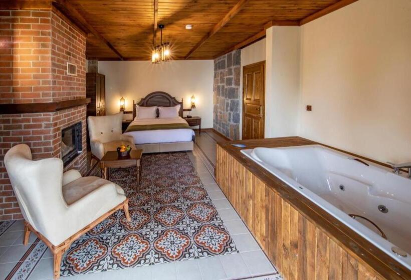 Полулюкс с Балконом, Foleya Mountain Resort Hotel & Villas