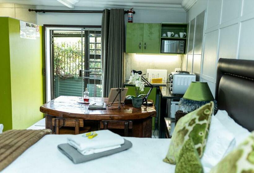 Апартаменты 1 Спальня, Rustic Forest Guest House