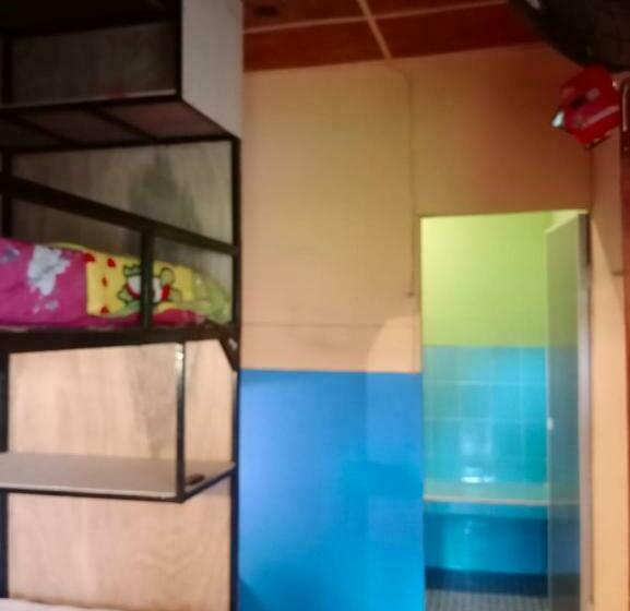 Номер Economy, Salty Dog Hostel
