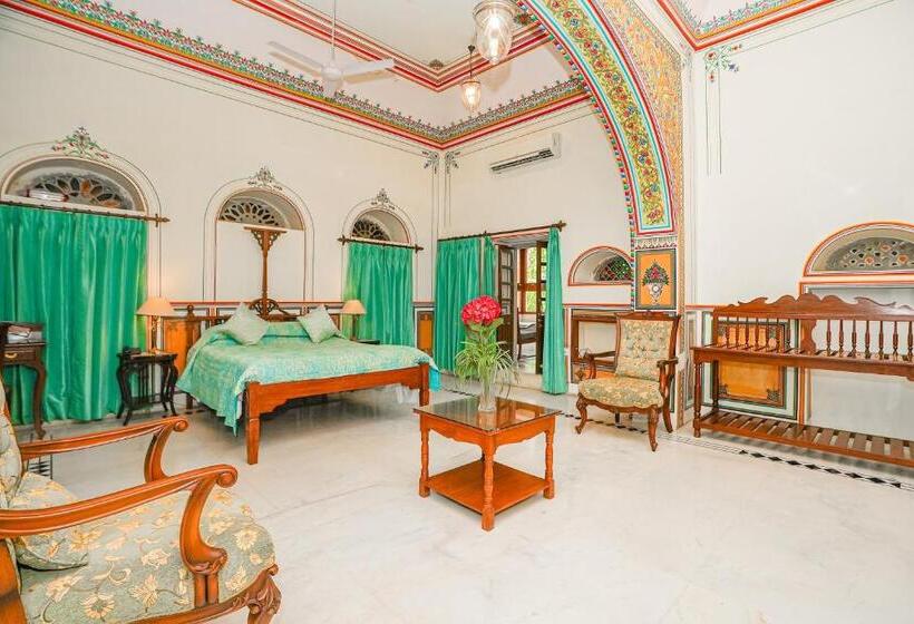套房, Patan Mahal