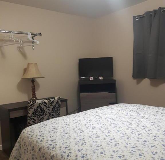 Family Suite, Fair Isle Motel