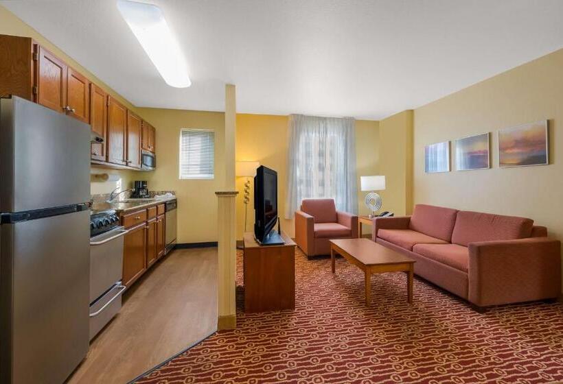 Люкс Кровать Квин, Sonesta Simply Suites Detroit Novi