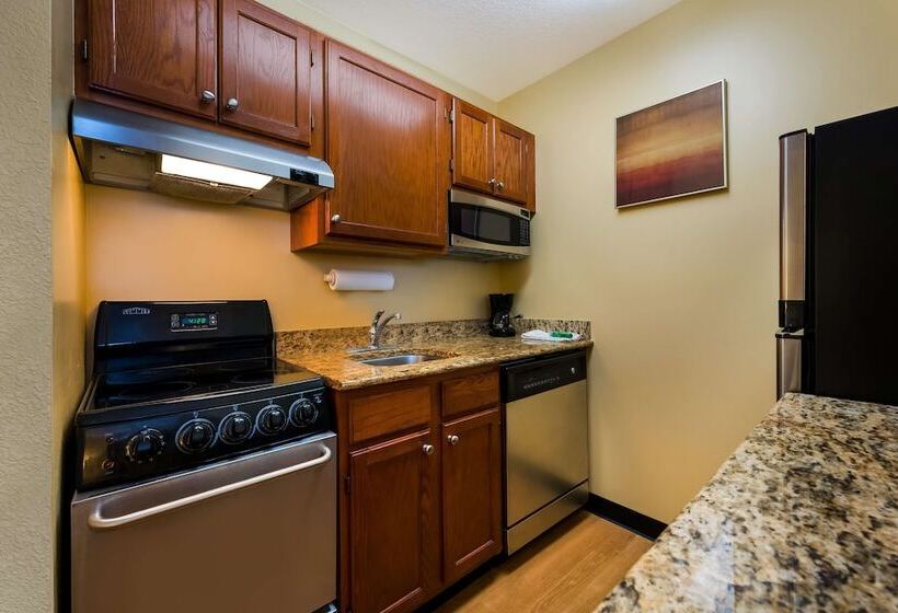 Люкс Адаптированный для Инвалидов, Sonesta Simply Suites Detroit Novi