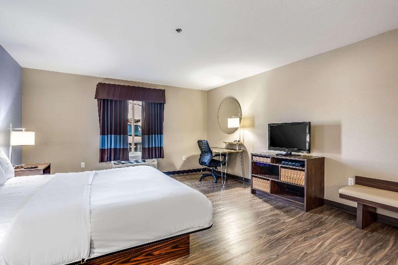 스위트 킹사이즈 침대, Quality Inn Calvert City  Paducah East
