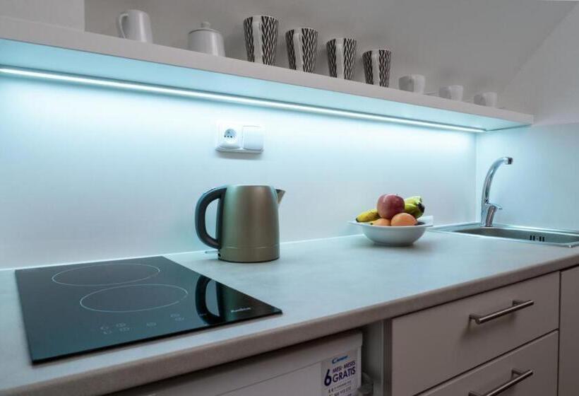 Студия Стандарт, Apartmány Divoký Anděl