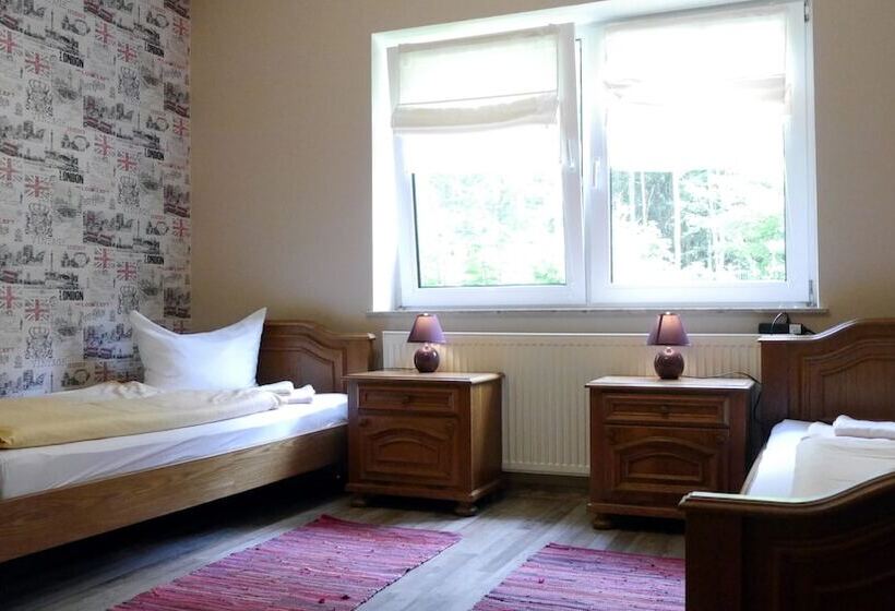Номер Стандарт, Gästehaus Zimmer Frei