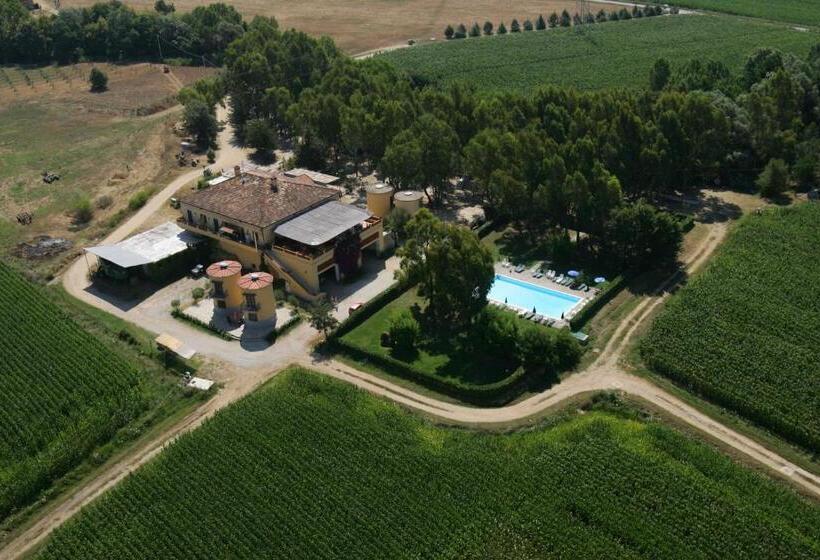 Номер Стандарт Трехместный, Agriturismo La Petrosa