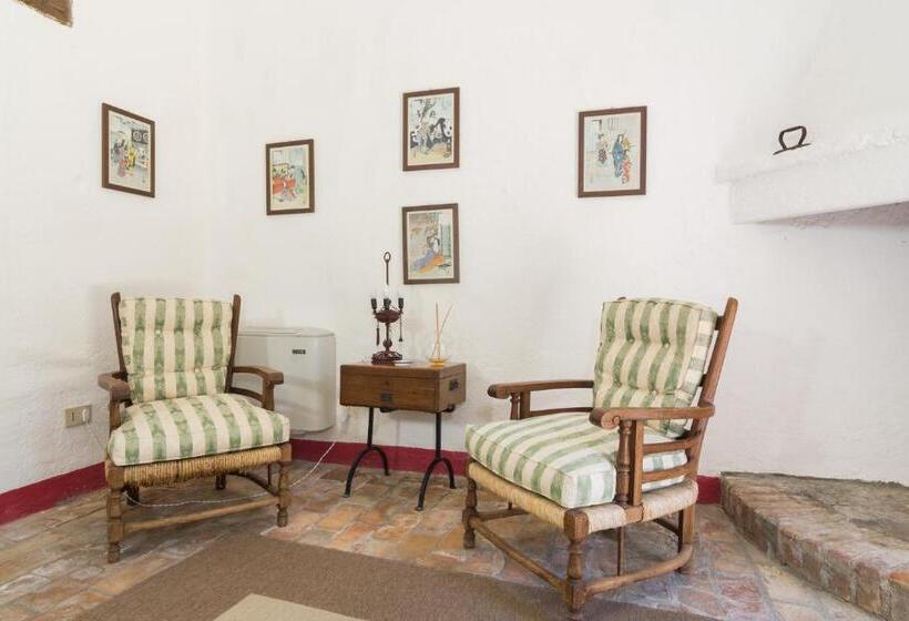 Апартаменты 1 Спальня, Castello Di Serragiumenta
