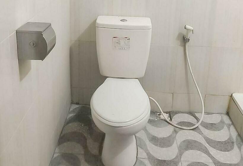 Номер Стандарт, Rumah Panggung Guest House Syariah Mitra Reddoorz