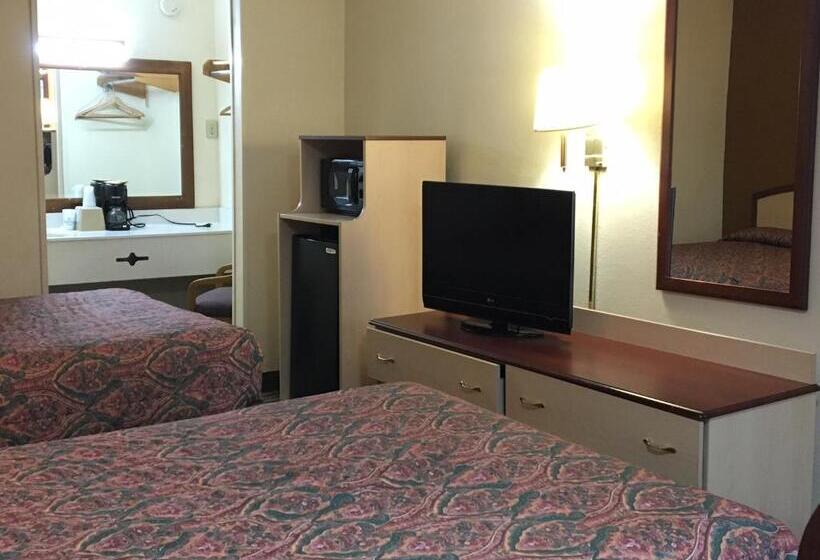 Номер Стандарт 2 Двуспальные Кровати, Budget Inn & Suites  Talladega