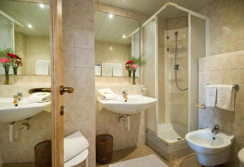 Четырехместный Номер Стандарт, Joli Park Hotel   Caroli Hotels